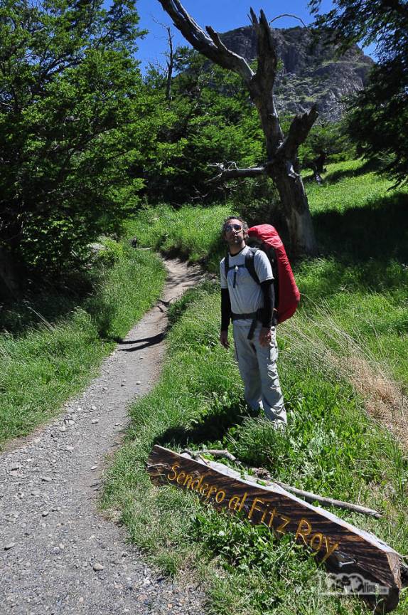 Início da trilha para a Laguna de Los Tres, no parque Los Glaciares, região de El Chaltén, no sul da patagonia argentina